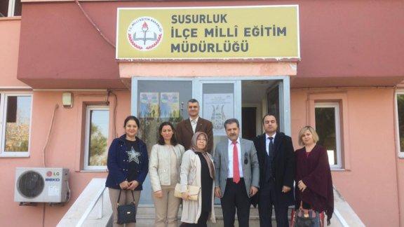 Mehmetçik Ortaokulu okul-aile birliği yönetim kurulu okul müdürü Hüseyin TOKER ile birlikte müdürümüzü makamında ziyaret etti..